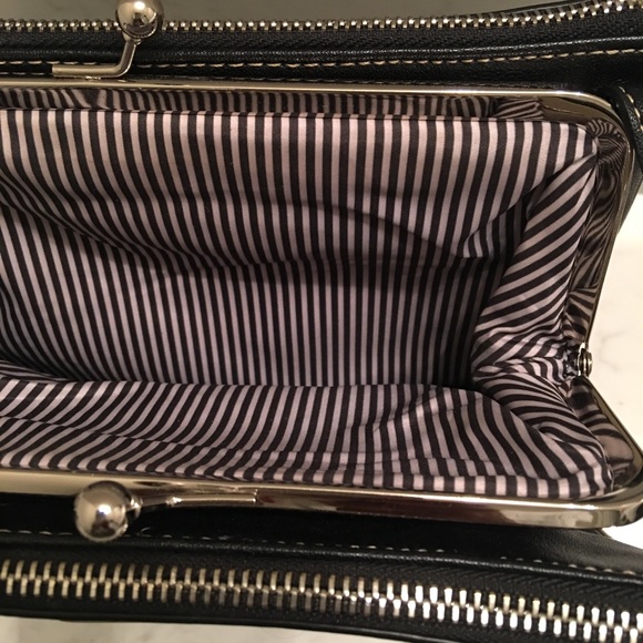 Nine West Crossbody - Picture 5 of 8